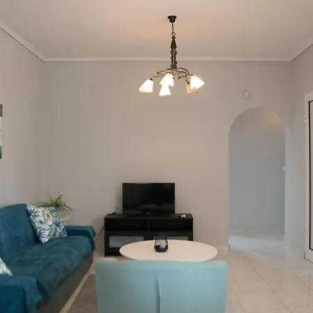 Holiday home Raptis